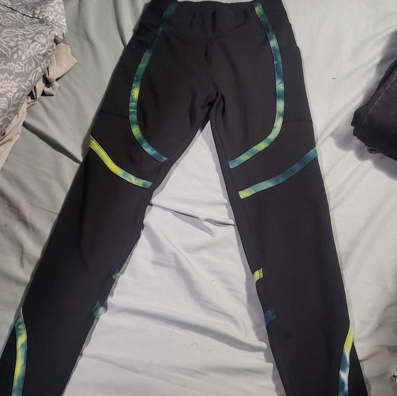 Pop fit acid wave Tie-Dye Leggings and joggers - Picture 8 of 9